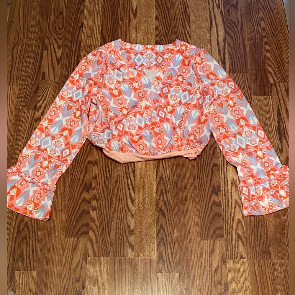 Floral Patterned Women's top